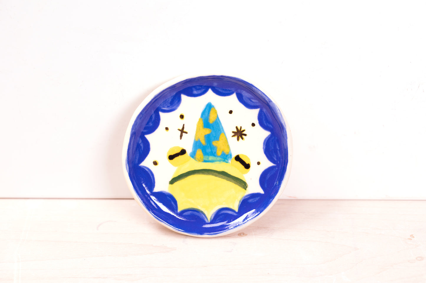Frog wizard trinket dish