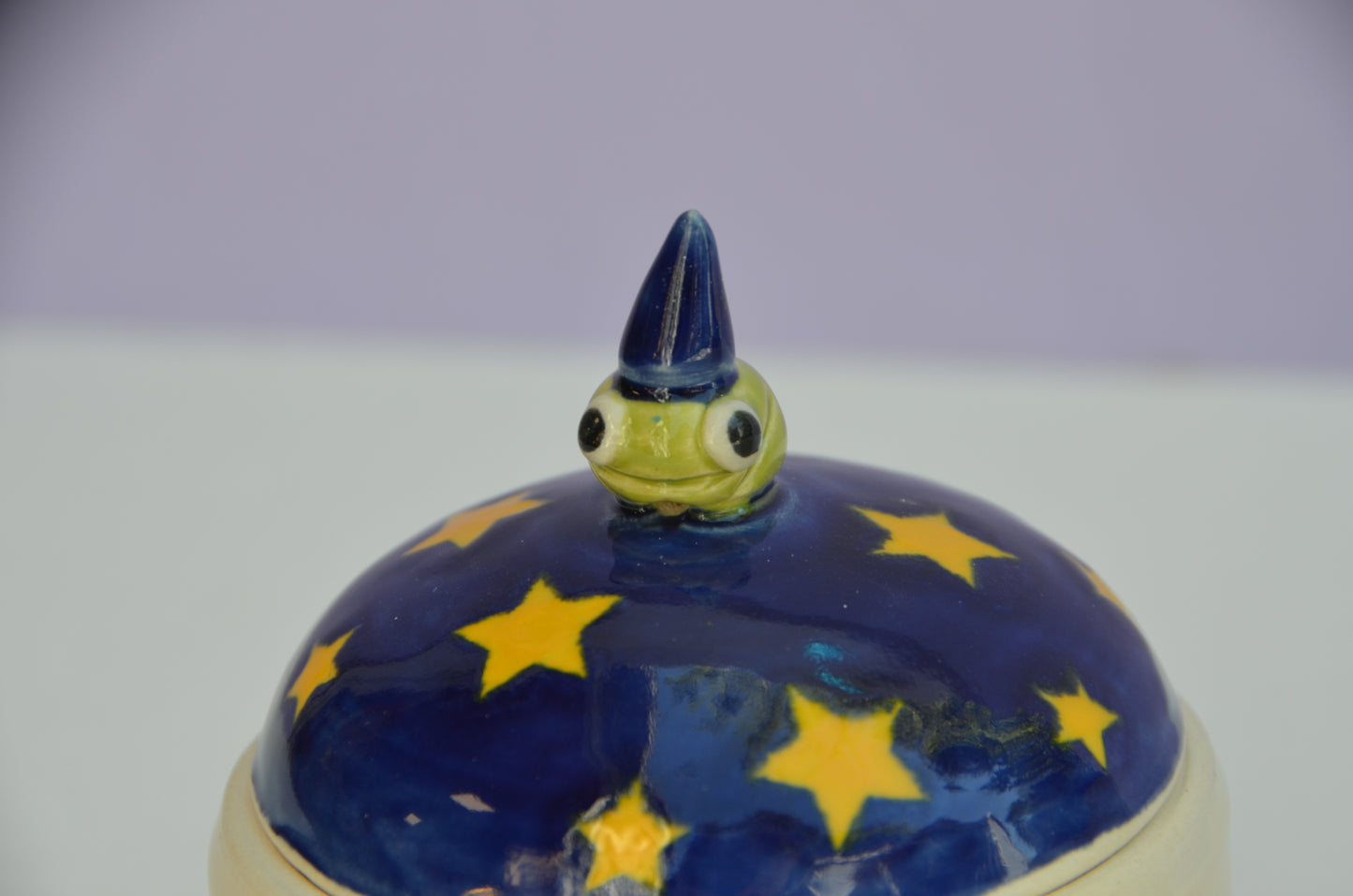 Jar with Frog Wizard Knob