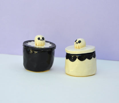 Tiny Skull Jar